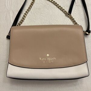 Kate Spade leather Handbag / Crossbody - LIKE NEW